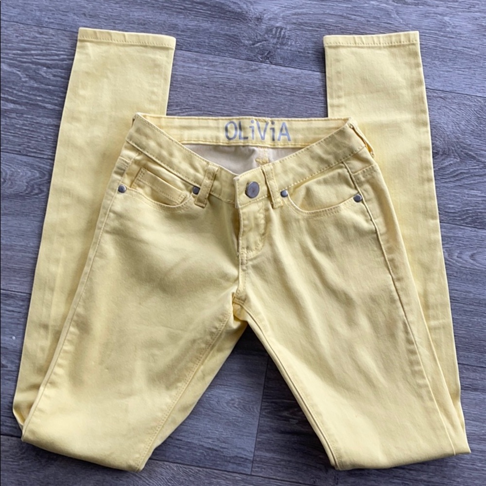 Delias yellow color pants